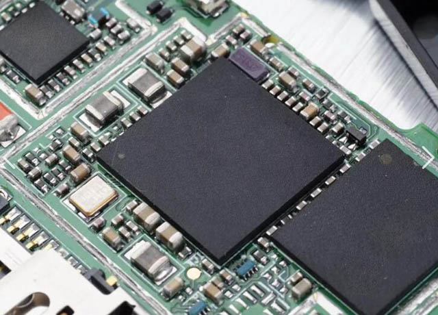 供應(yīng)【Infineon】無線連接：供應(yīng)藍(lán)牙 5.0 模塊、Wi-Fi 4 SoC、AIROC 汽車無線組合芯片