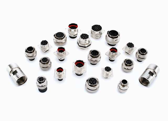 供應(yīng) Littelfuse 輕觸開關(guān)、DC車用連接器、溫度傳感器 和 碳化硅（SiC）產(chǎn)品